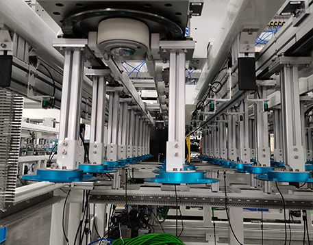 循环输送中的精准控制：用于无缝输送系统的弧形导轨